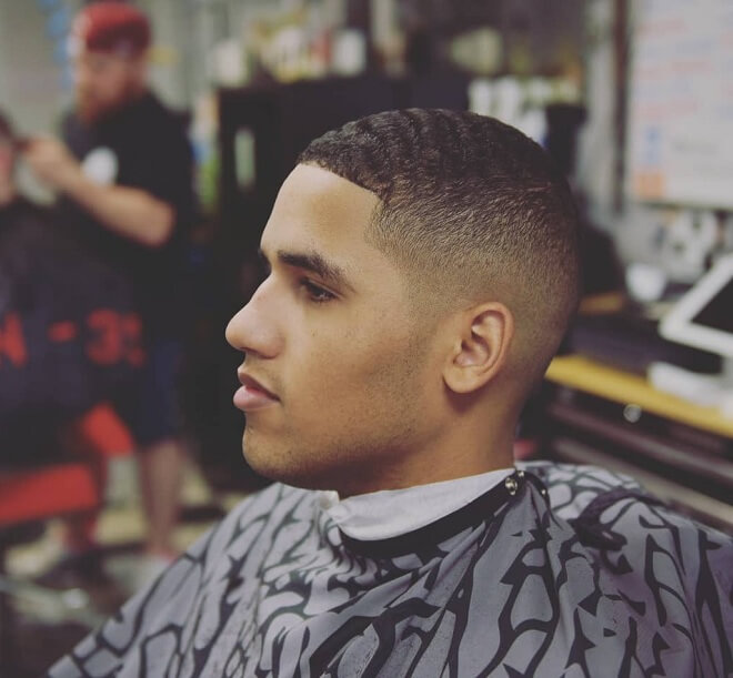 Line Up Wavy Haircut with Low Fade