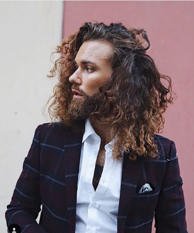 Loose Curl with Side Swept