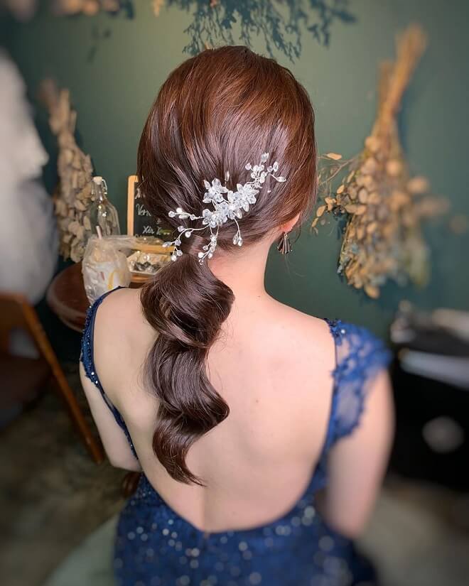 Ponytails Hairstyle for Wedding